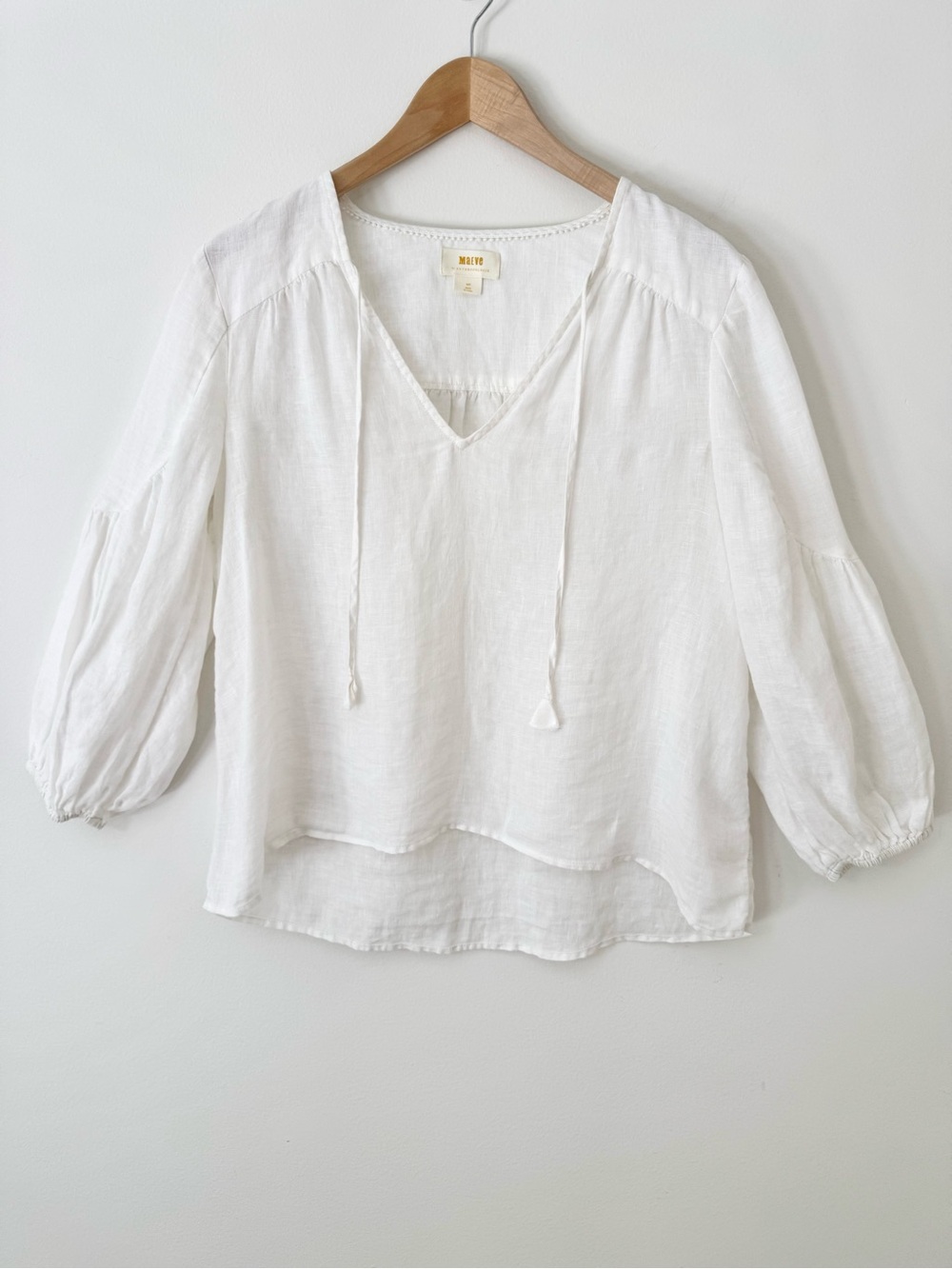 Maeve by Anthropologie White Linen Peasant Blouse Split V-Neck Boho Top, Size MP